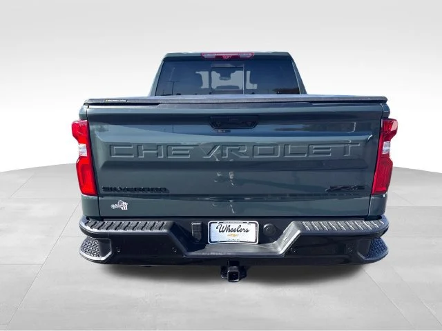 Used 2025 Cypress Gray Chevrolet ZR2 image 4