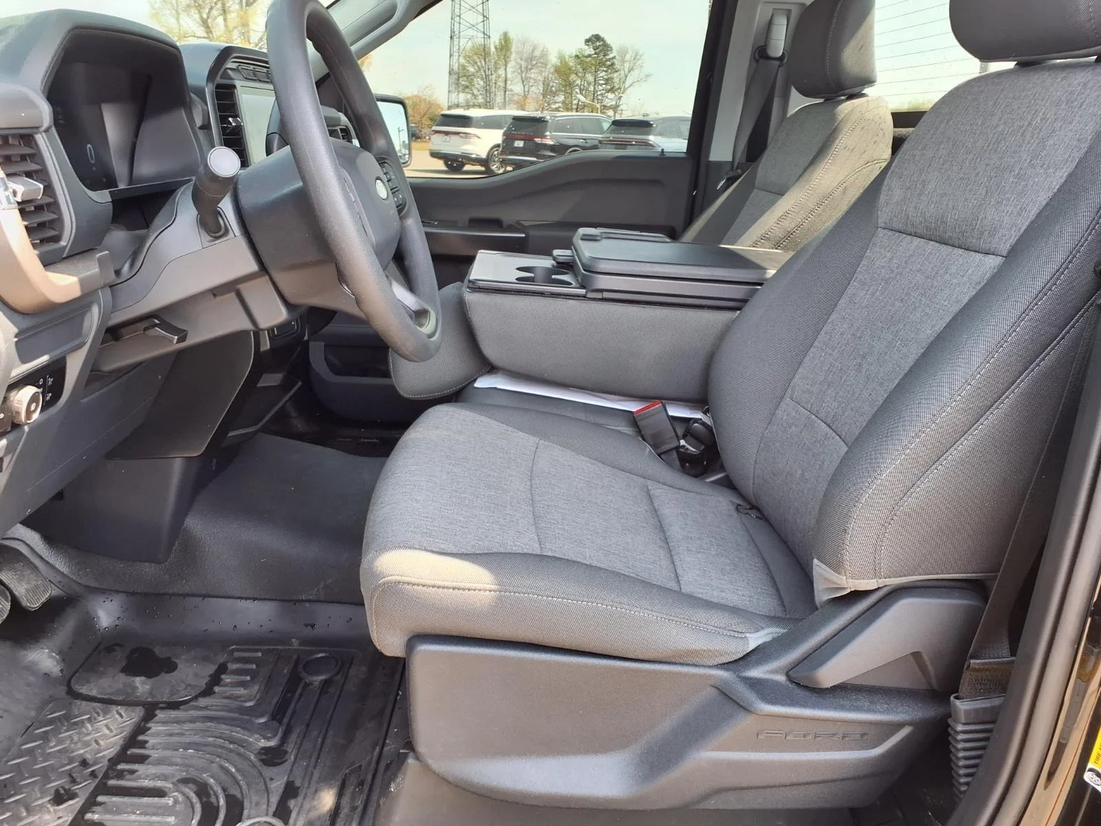 Used 2024 Agate Black Metallic Ford XL image 19
