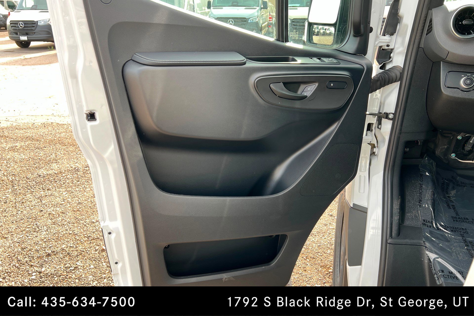 Used 2026 Arctic White Mercedes-Benz  image 11