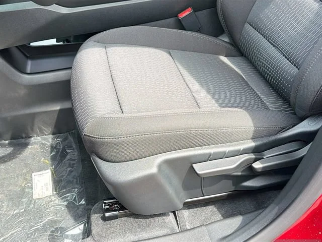 2027 Chevrolet Equinox LT - Photo 23
