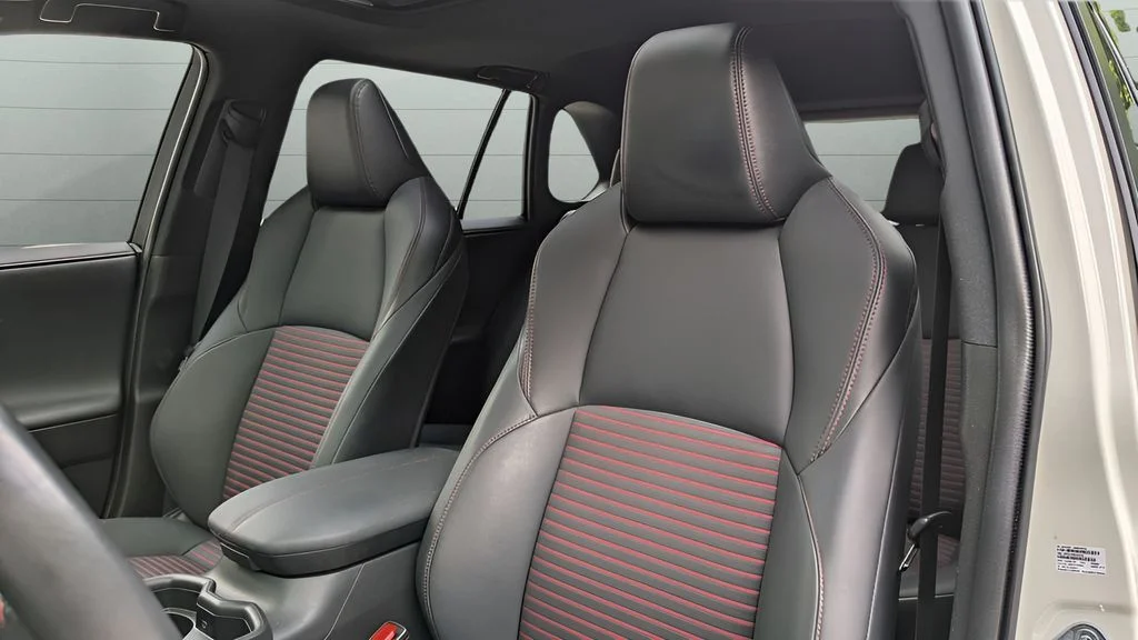 2021 Toyota RAV4 XSE - Photo 43
