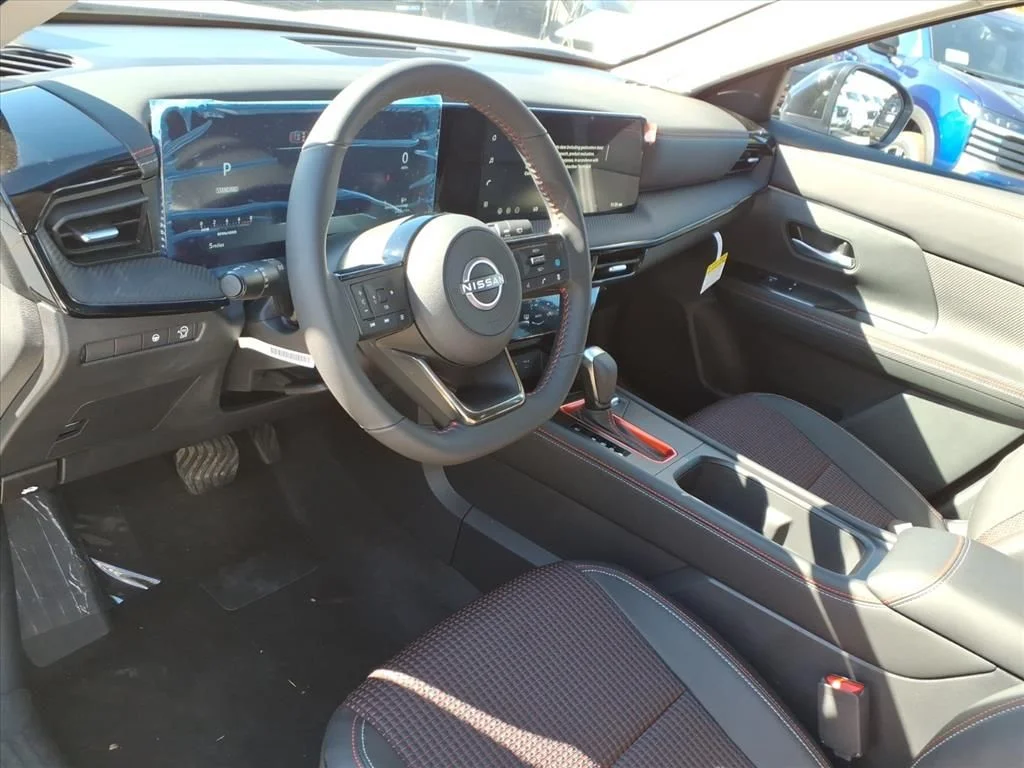 2026 Nissan KICKS SR - Photo 9