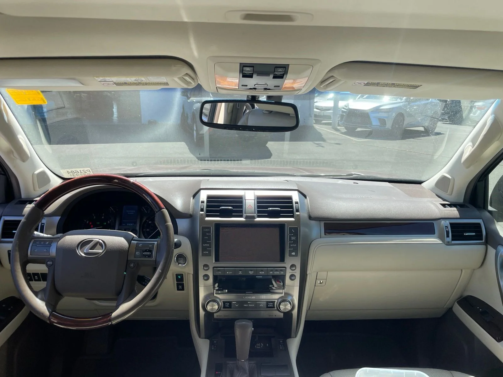 Used 2015 Mica Lexus 460 image 9