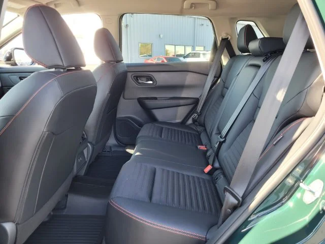 2026 Nissan Rogue Rock Creek - Photo 6