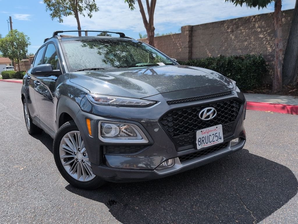 Used 2020 Gray Hyundai SEL Plus image 1
