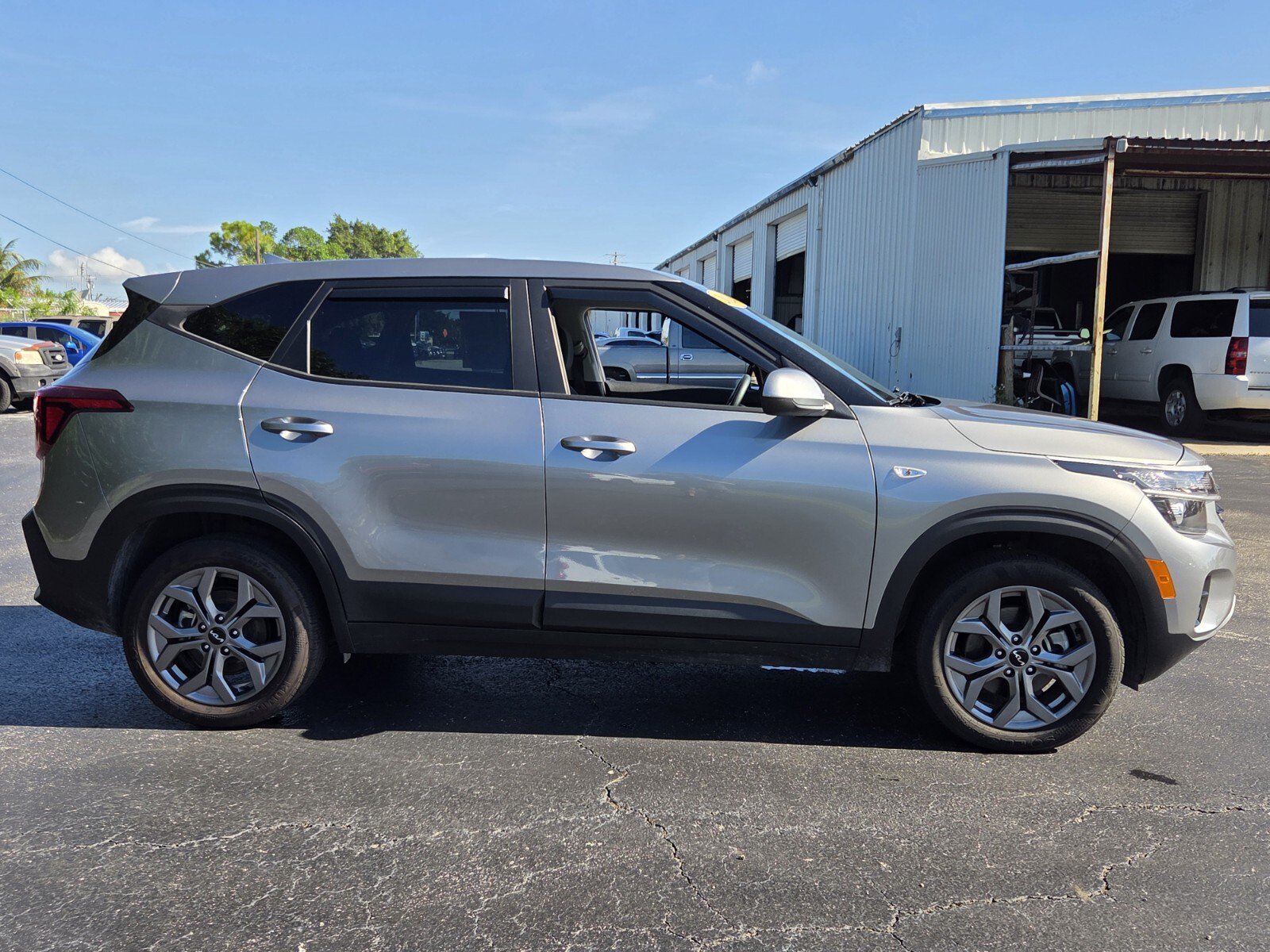 Used 2024 Steel Gray Kia LX image 6