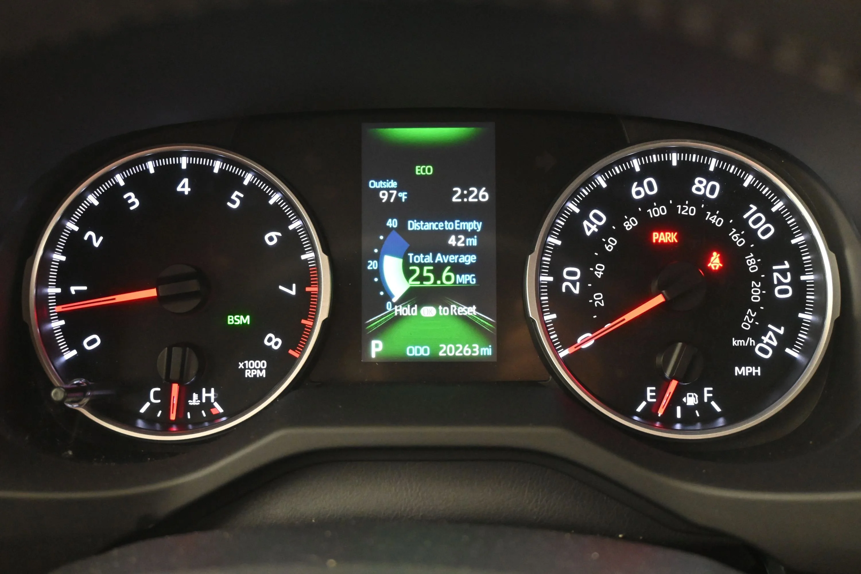 Used 2022 Silver Sky Metallic Toyota XLE Premium image 20