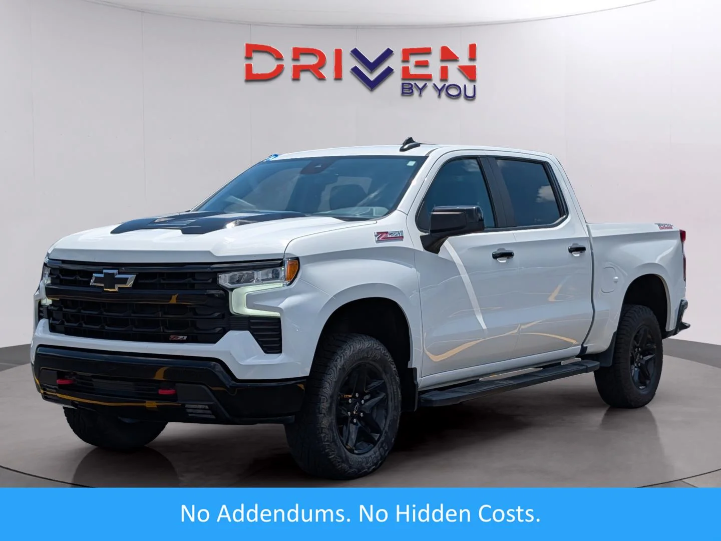 Used 2024 Summit White Chevrolet LT Trail Boss image 1