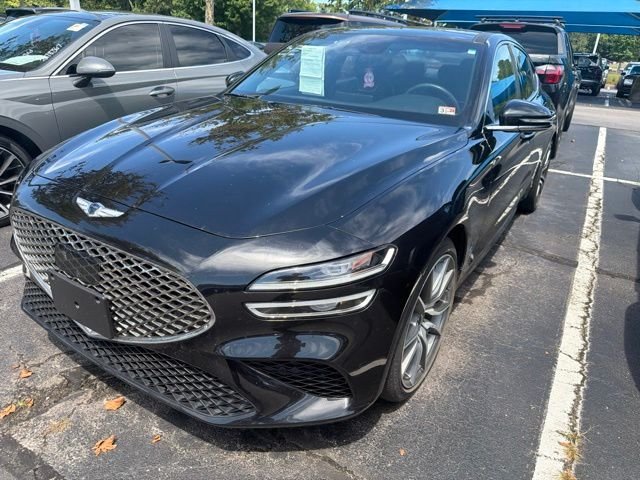 Used 2022 Black Genesis 2.0T image 4