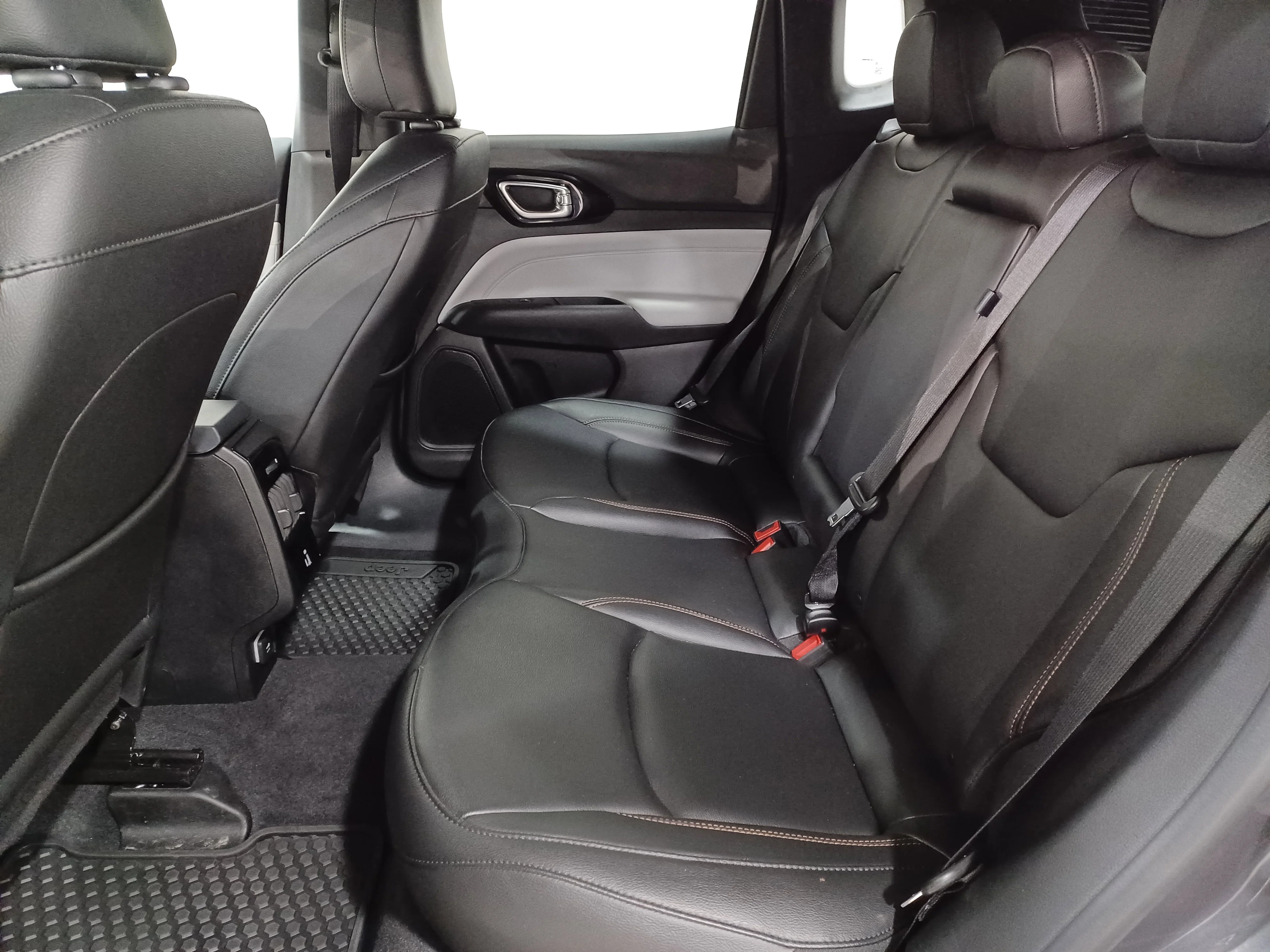 Certified Used 2024 Baltic Grey Metallic Jeep Limited 4x4*Remote Start | Htd Leather | Sunroof | Htd Wheel | Blind Spot Detection | Lane Keeping image 11