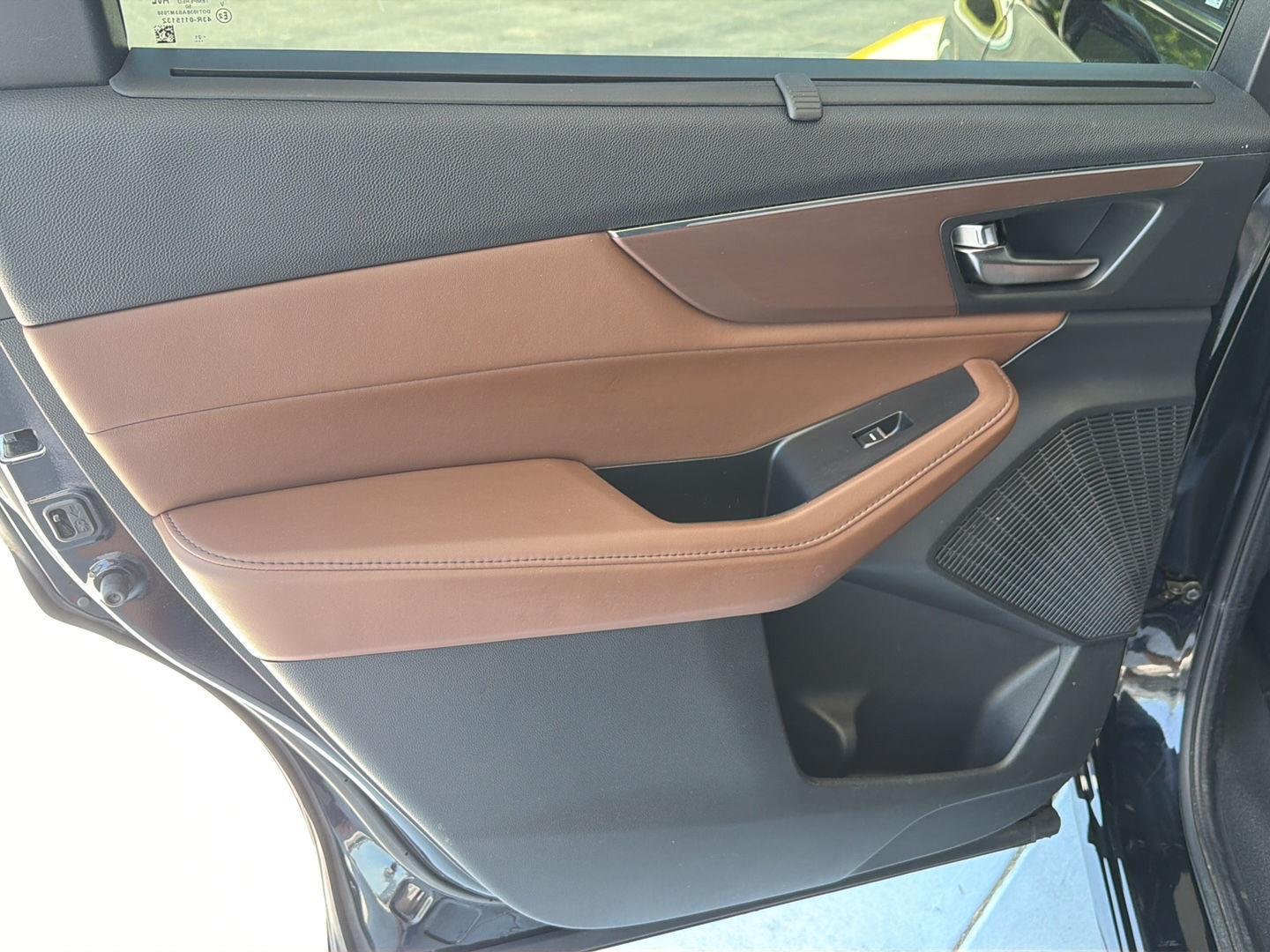 Used 2022 Majestic Black Pearl Acura w/Tech image 16