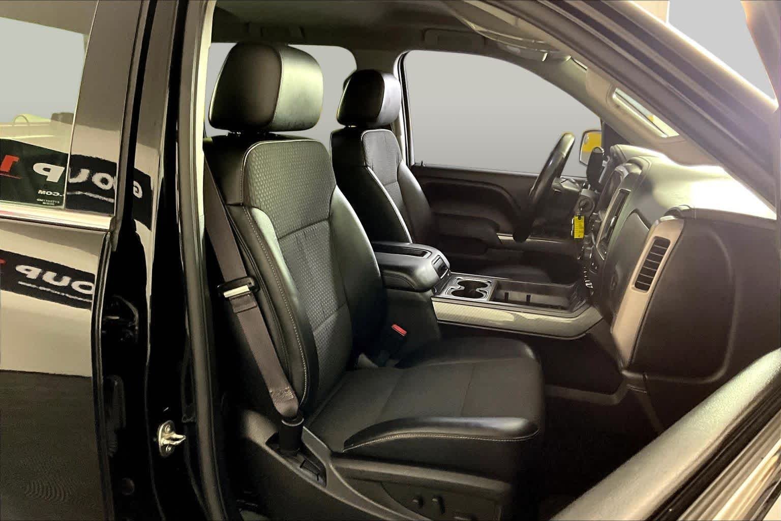 Used 2014 Onyx Black GMC SLE image 9