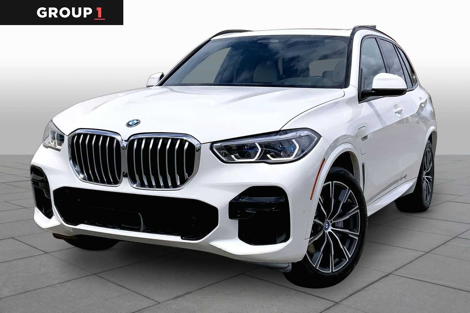 2023 BMW X5 xDrive45e's photo