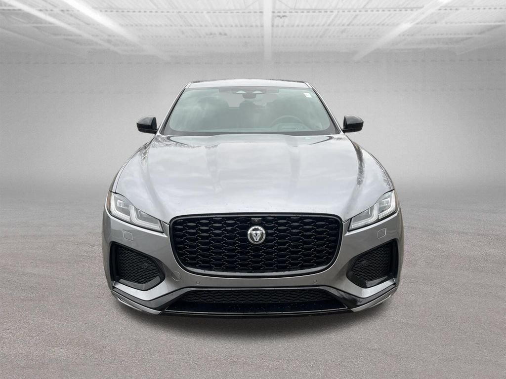 New 2026 Eiger Grey Jaguar P250 R-Dynamic S image 8