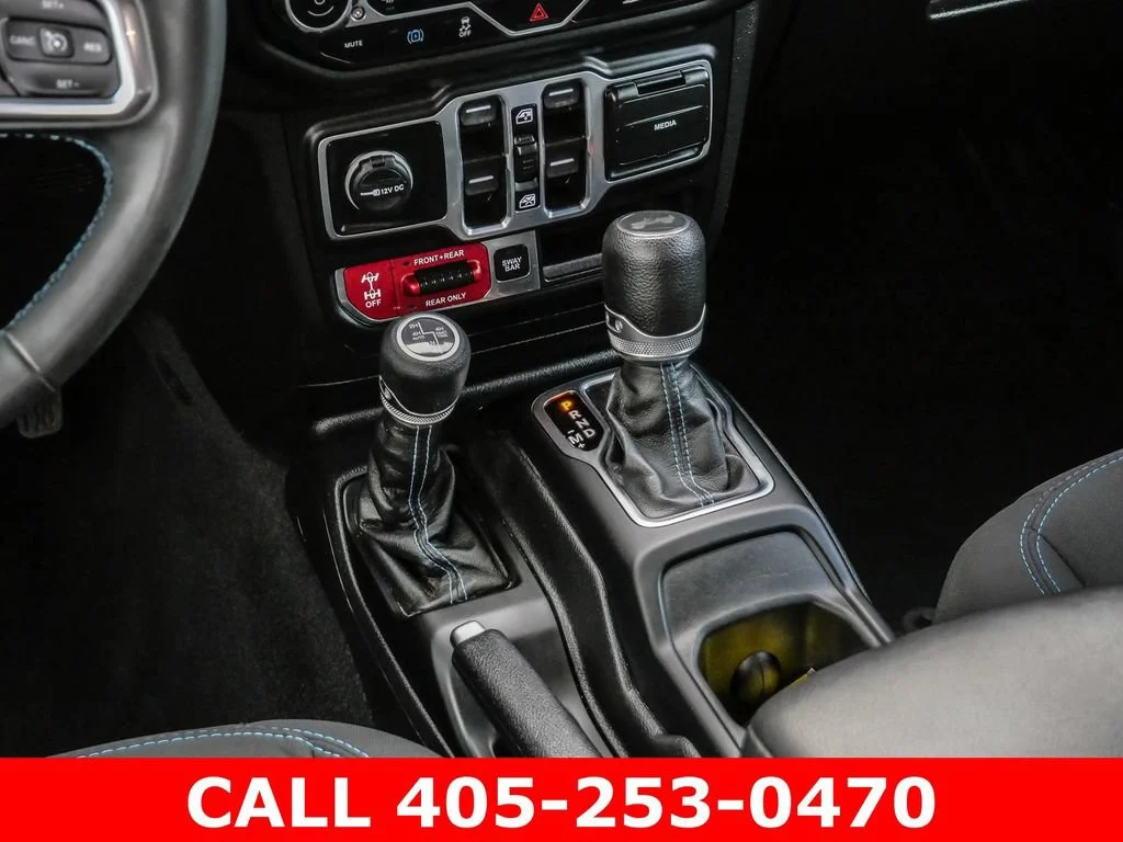 Used 2023 Silver Jeep Rubicon 4x4 image 36