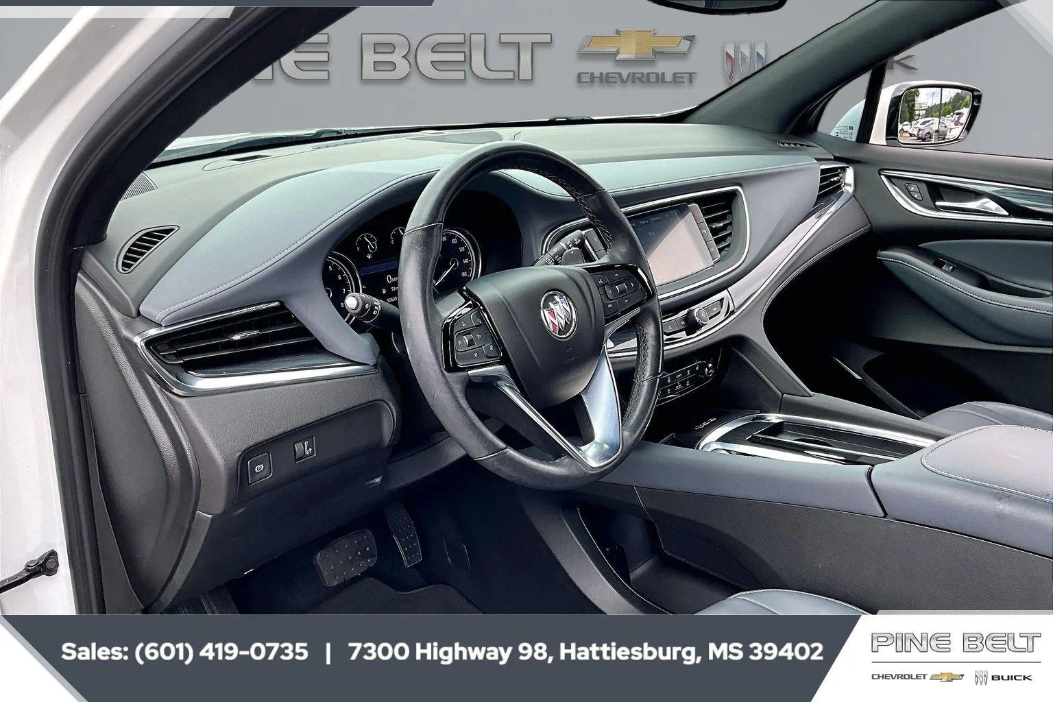 Used 2023 Summit White Buick Essence image 12