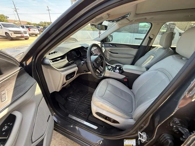 Used 2023 Gray Jeep Overland image 35