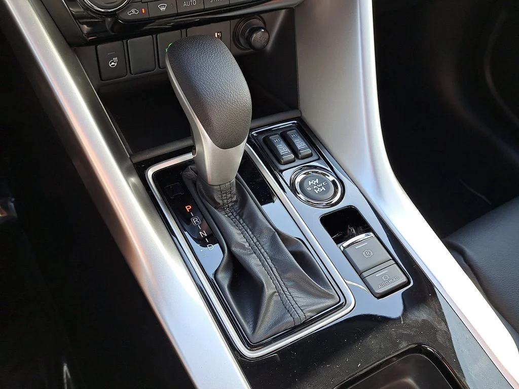 2026 Mitsubishi Eclipse Cross SEL - Photo 31