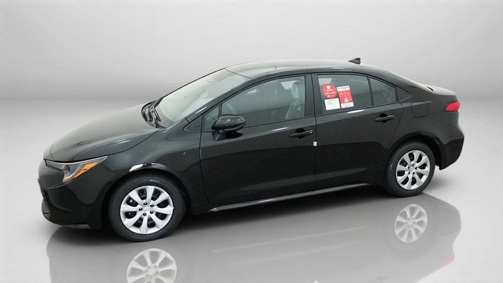New 2027 Inked Toyota LE image 36