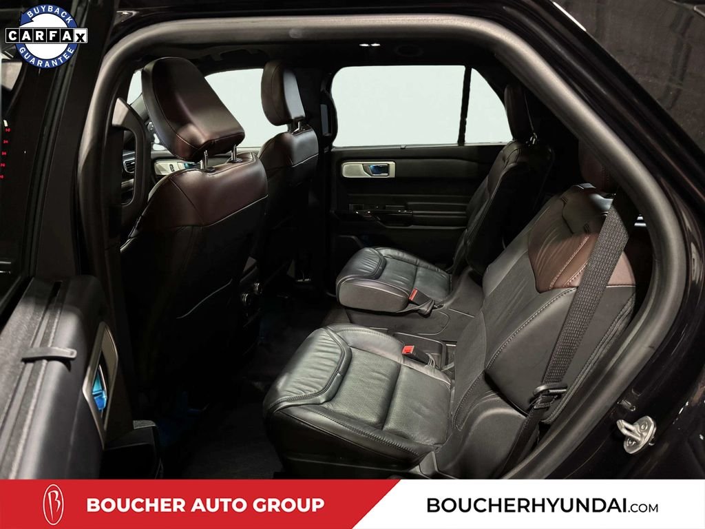 Used 2021 Black Metallic Ford Platinum image 25