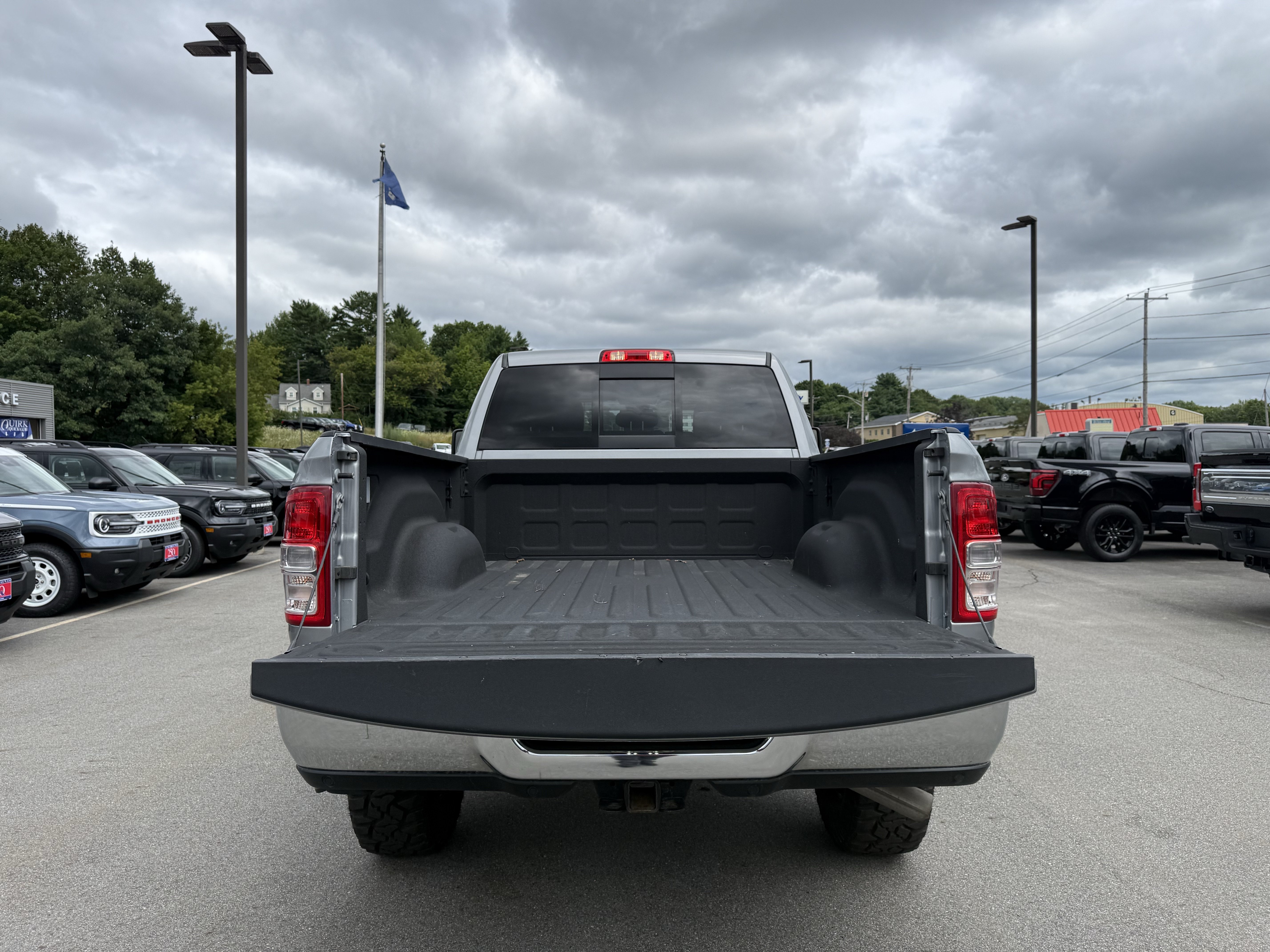 Used 2024 Billet Silver Metallic Clearcoat Ram Tradesman image 8