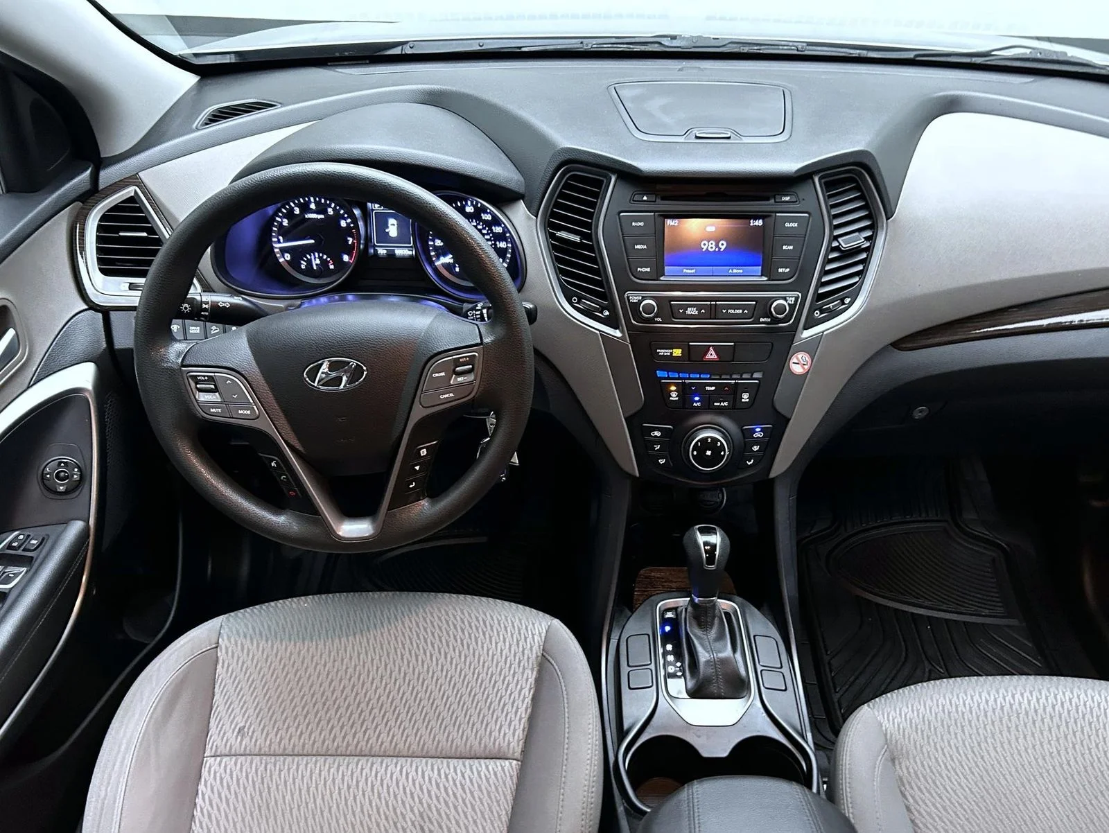 Used 2018 Gray Hyundai 2.4 Base image 14