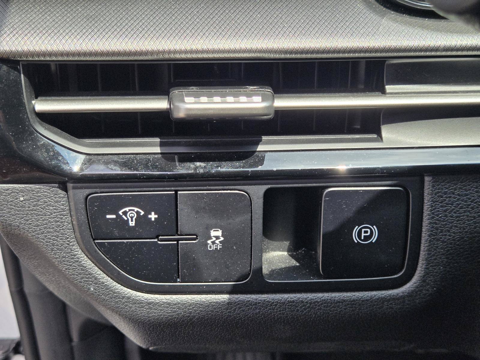 Certified Used 2026 Glacial White Pearl Kia LX image 22