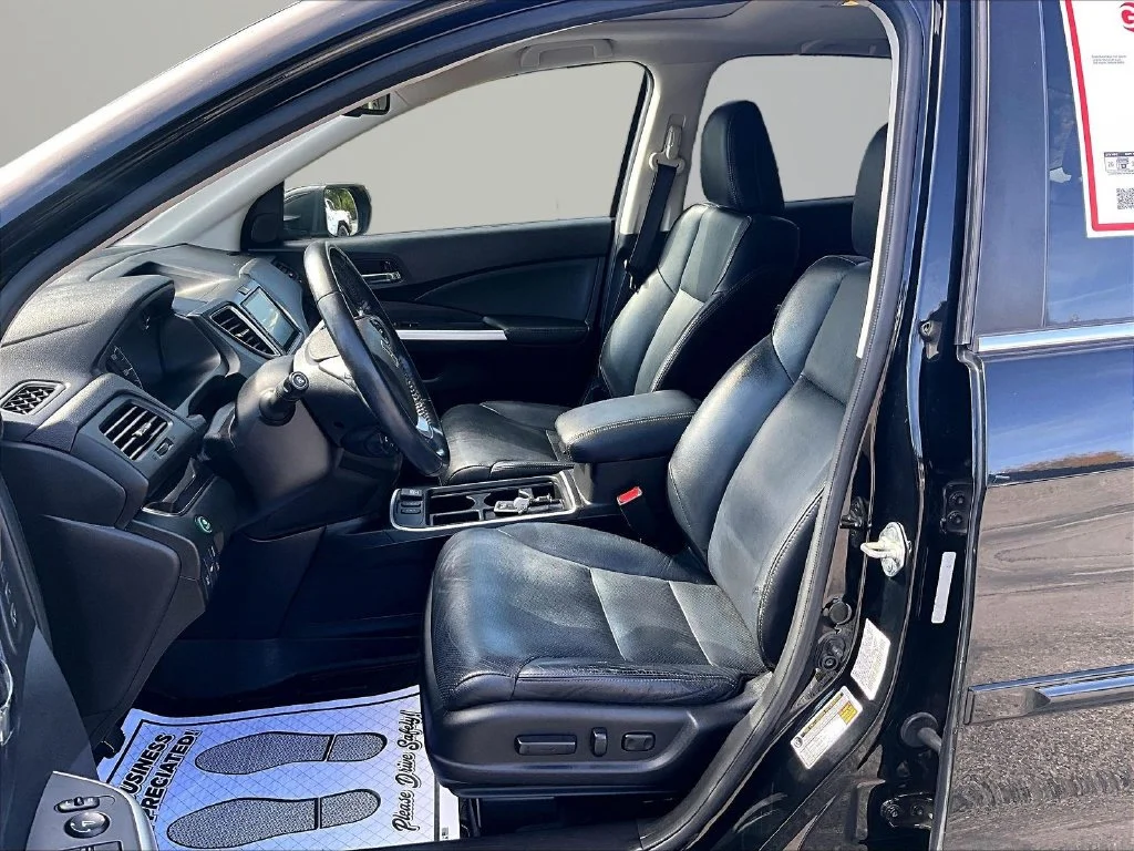 Used 2015 Black Honda Touring image 26