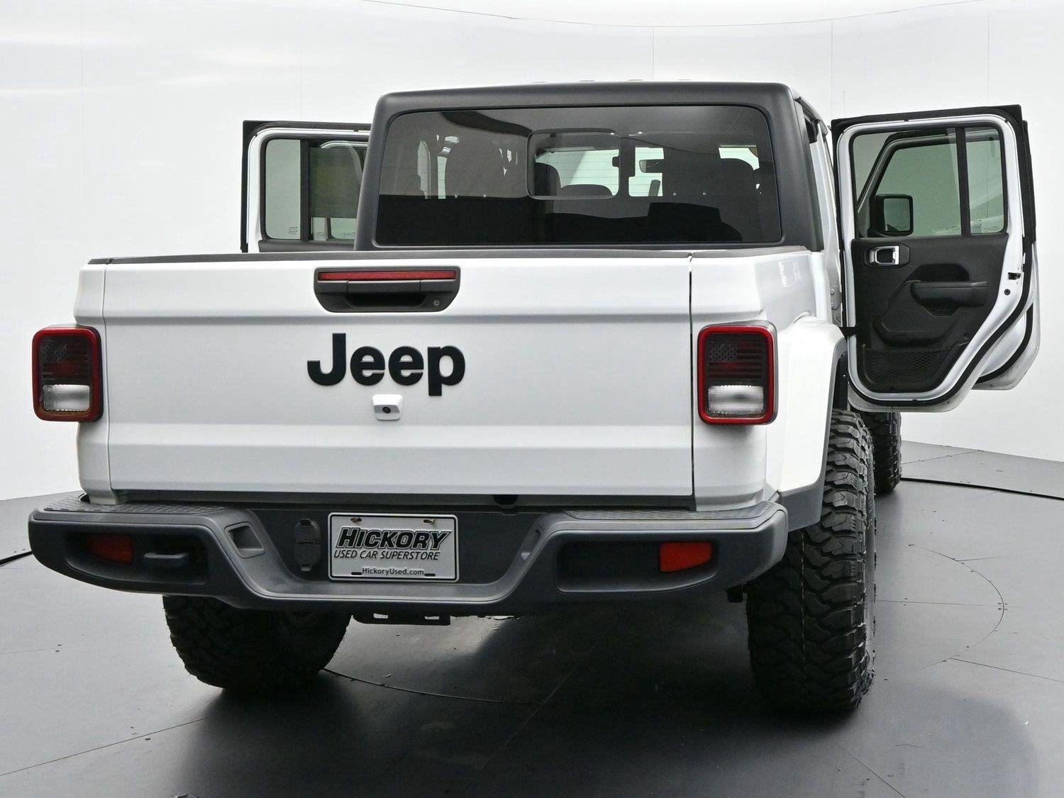 Used 2022 Bright White Clearcoat Jeep Willys image 40