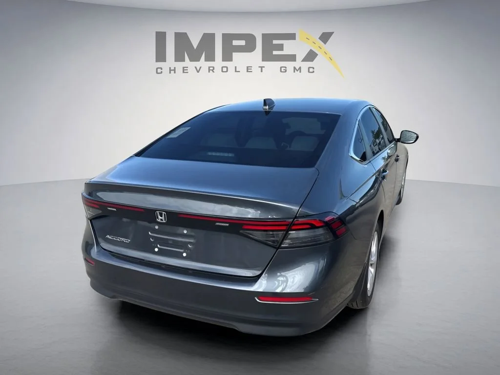 Used 2025 Gray Honda LX image 3