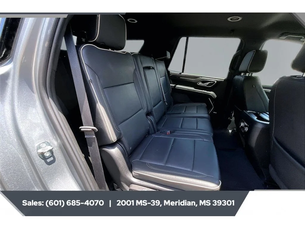 Used 2024 STERLING METALLIC GMC SLT image 20