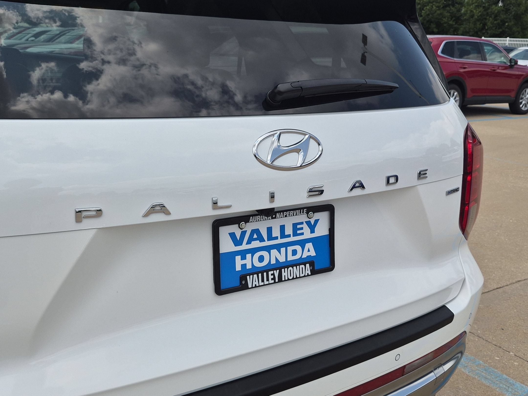 Used 2023 Hyper White Hyundai Calligraphy image 31