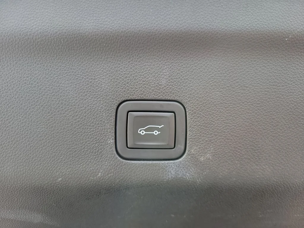 Used 2024 Black Chevrolet LT image 7
