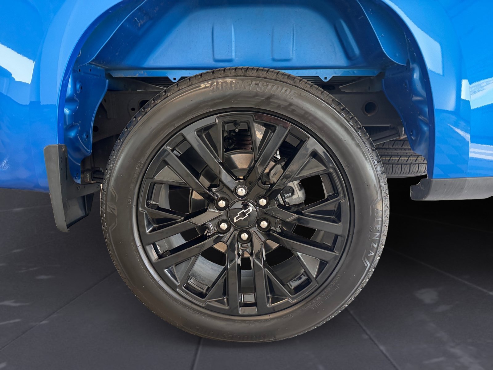 Used 2025 Riptide Blue Metallic Chevrolet LT image 42
