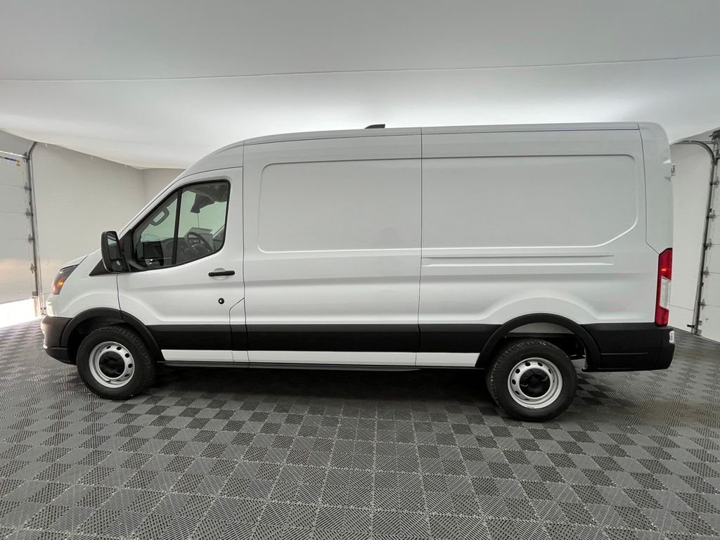 New 2026 White Ford Base image 13