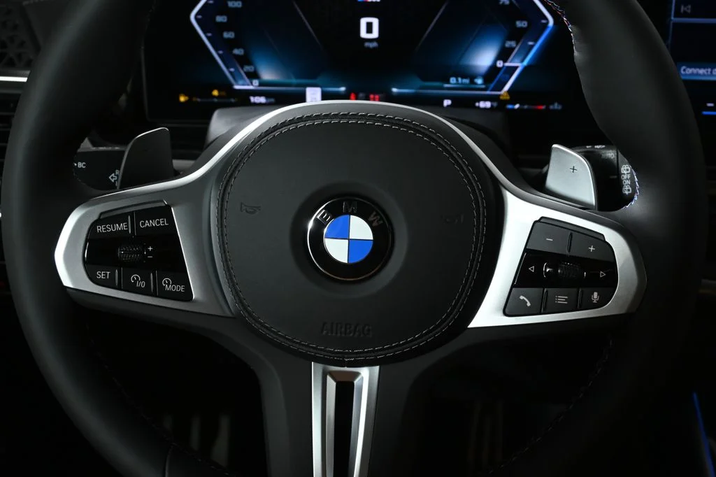 Used 2027 Black BMW M60i image 19