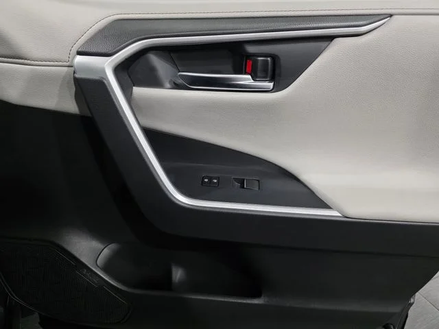 Used 2021 Gray Toyota Limited image 13