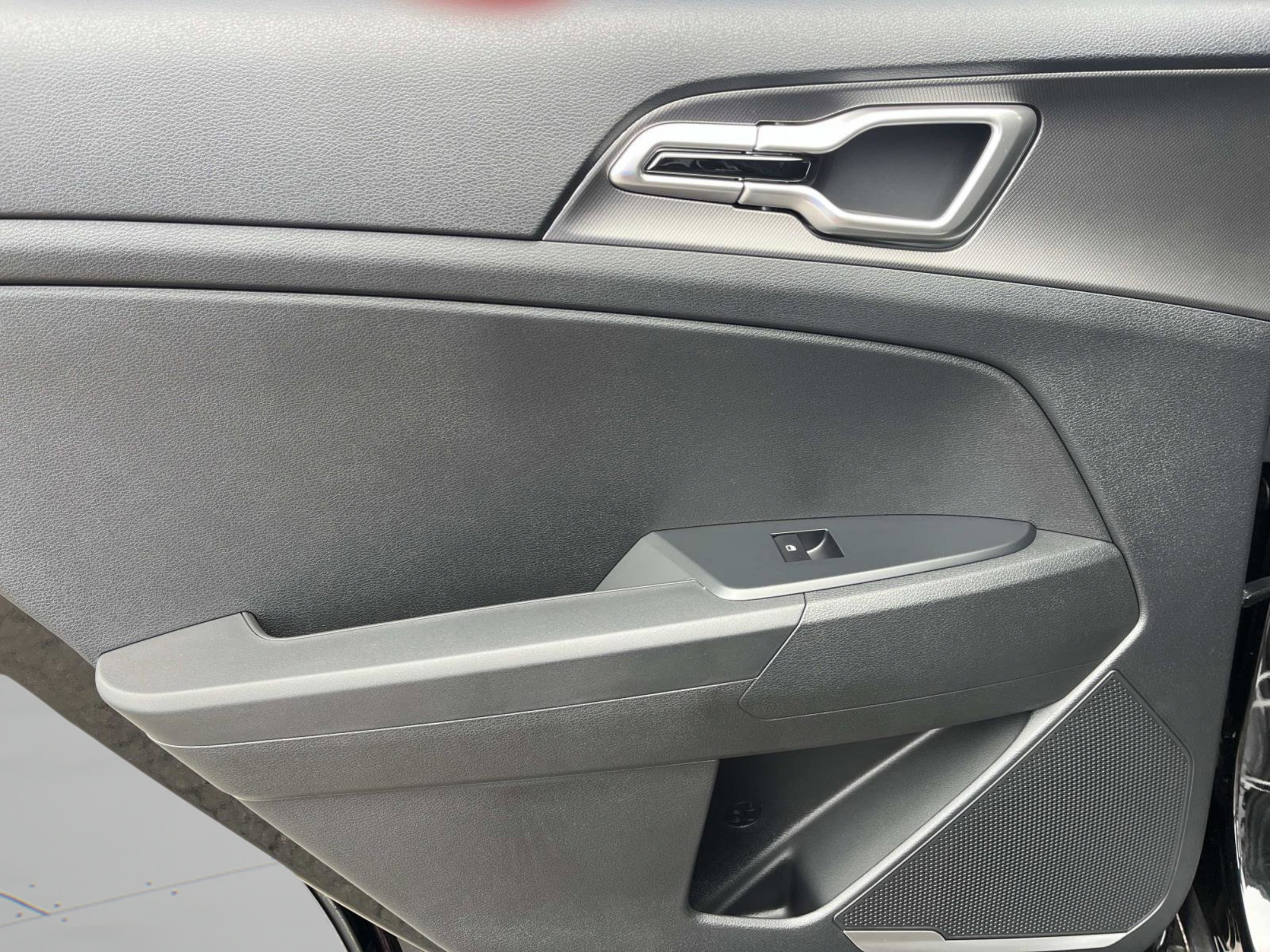 New 2026 Fusion Black Kia S image 18