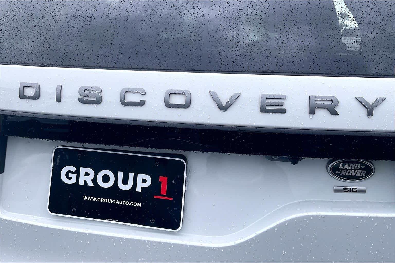 Used 2019 Fuji White Land Rover SE image 32