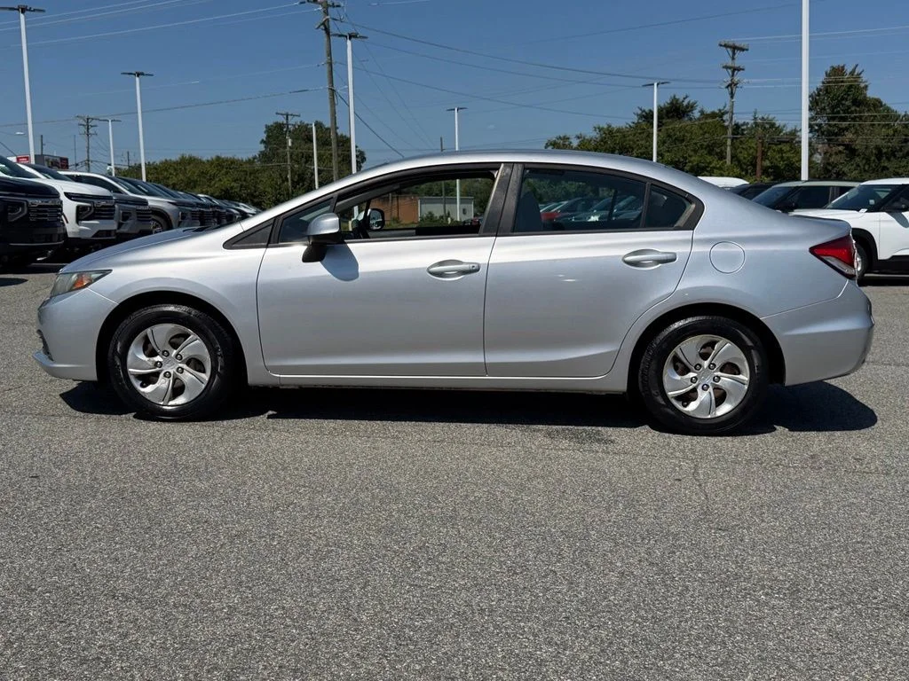 Used 2013  Honda LX image 35