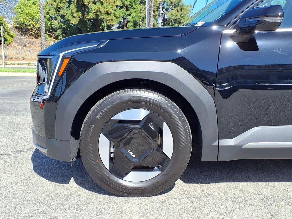 New 2026 Ebony Black Kia Light Long Range RWD image 13