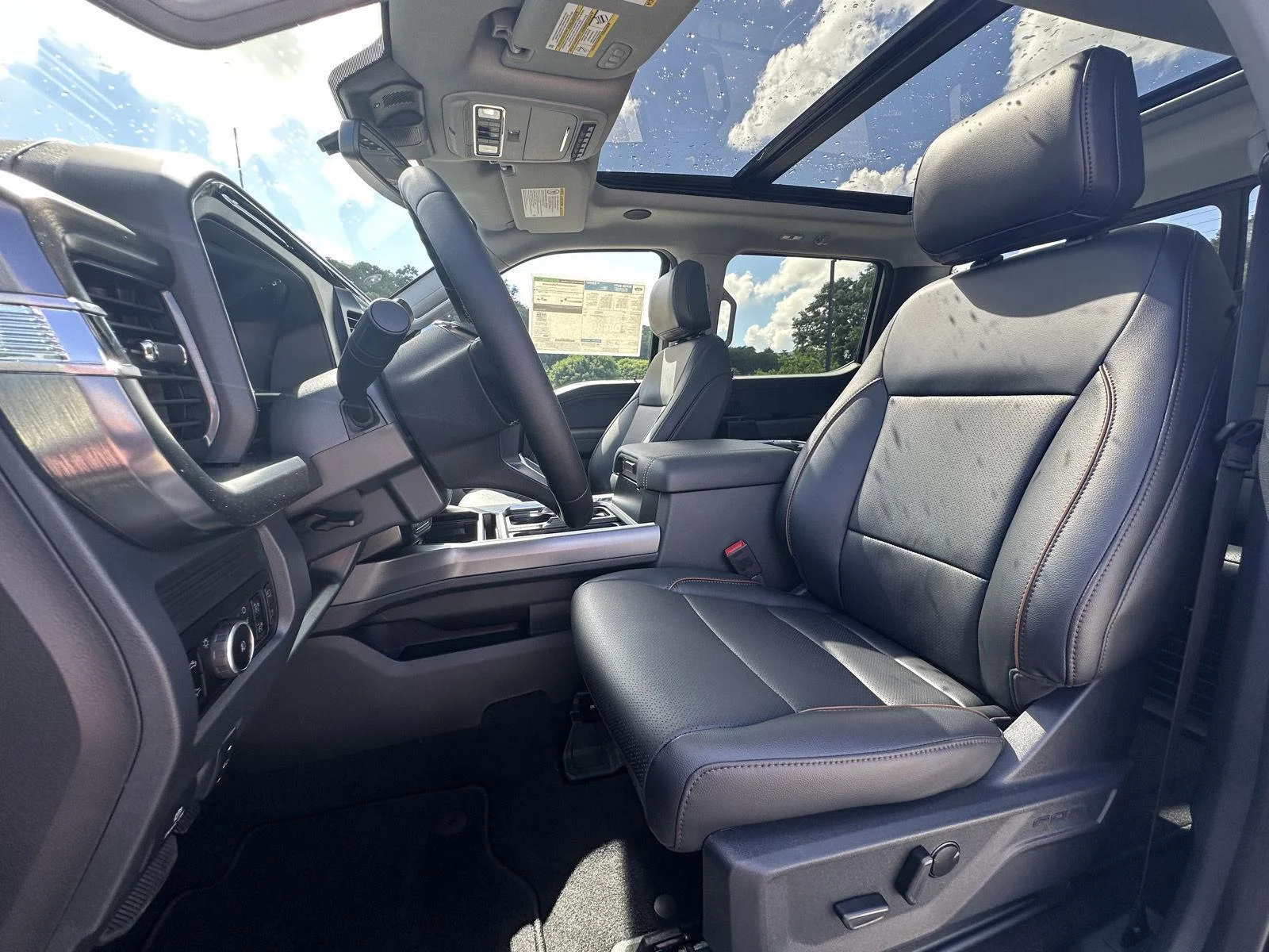2025 Ford F-250 Super Duty Lariat - Photo 9