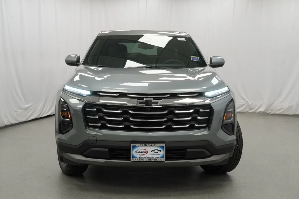 New 2027 Sterling Gray Metallic Chevrolet LT image 32