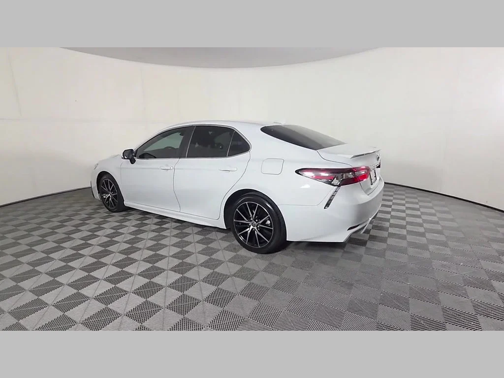 Used 2024 Ice Toyota SE image 44