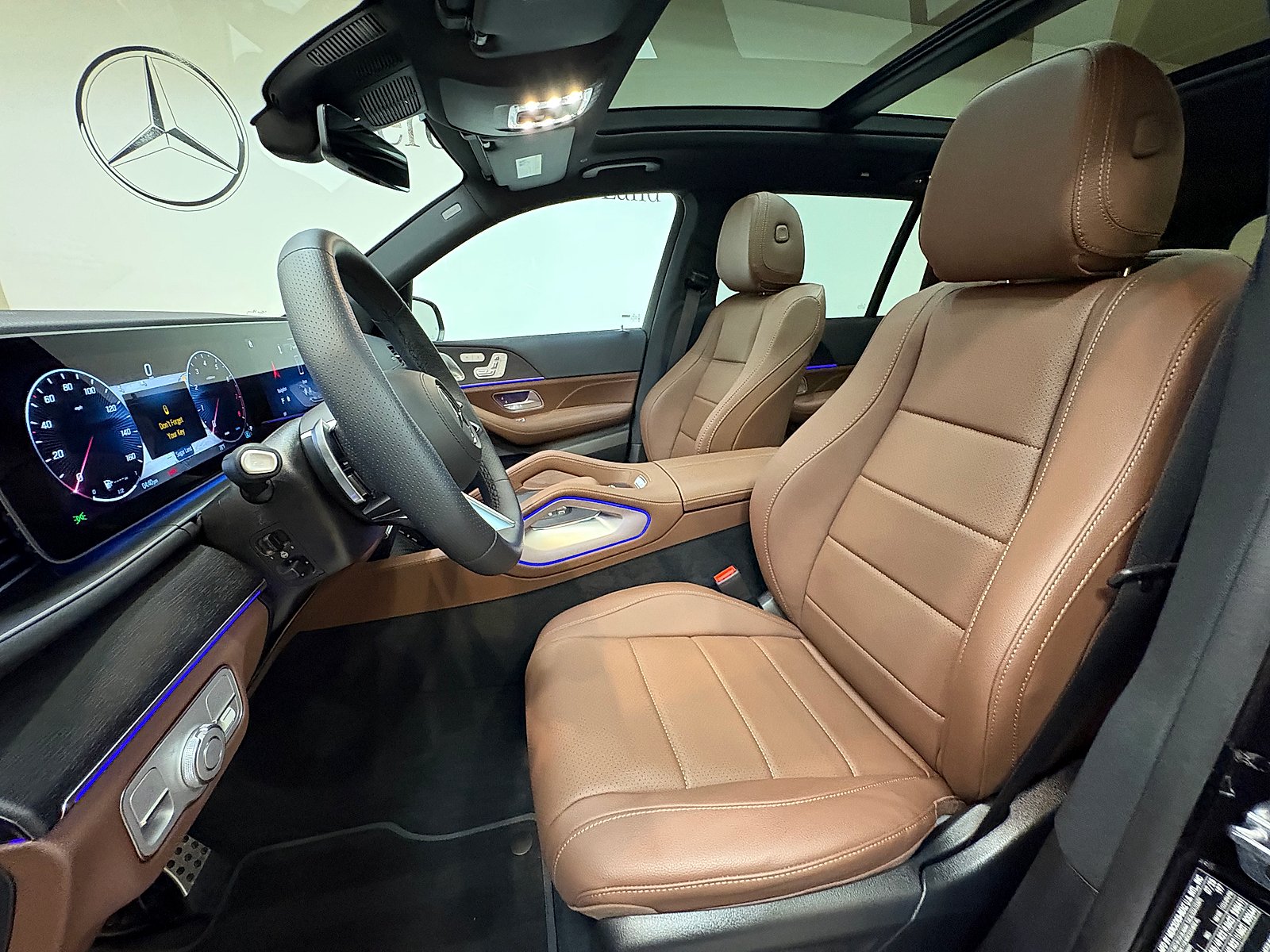 New 2026 Obsidian Black Metallic Mercedes-Benz 4MATIC® image 12