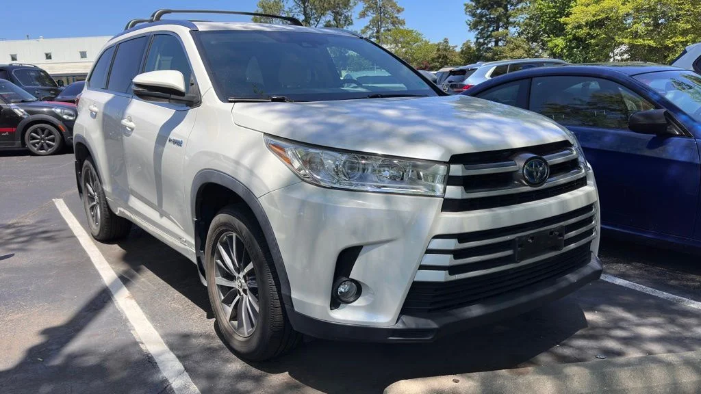 2017 Toyota Highlander XLE Hybrid 4x4's photo