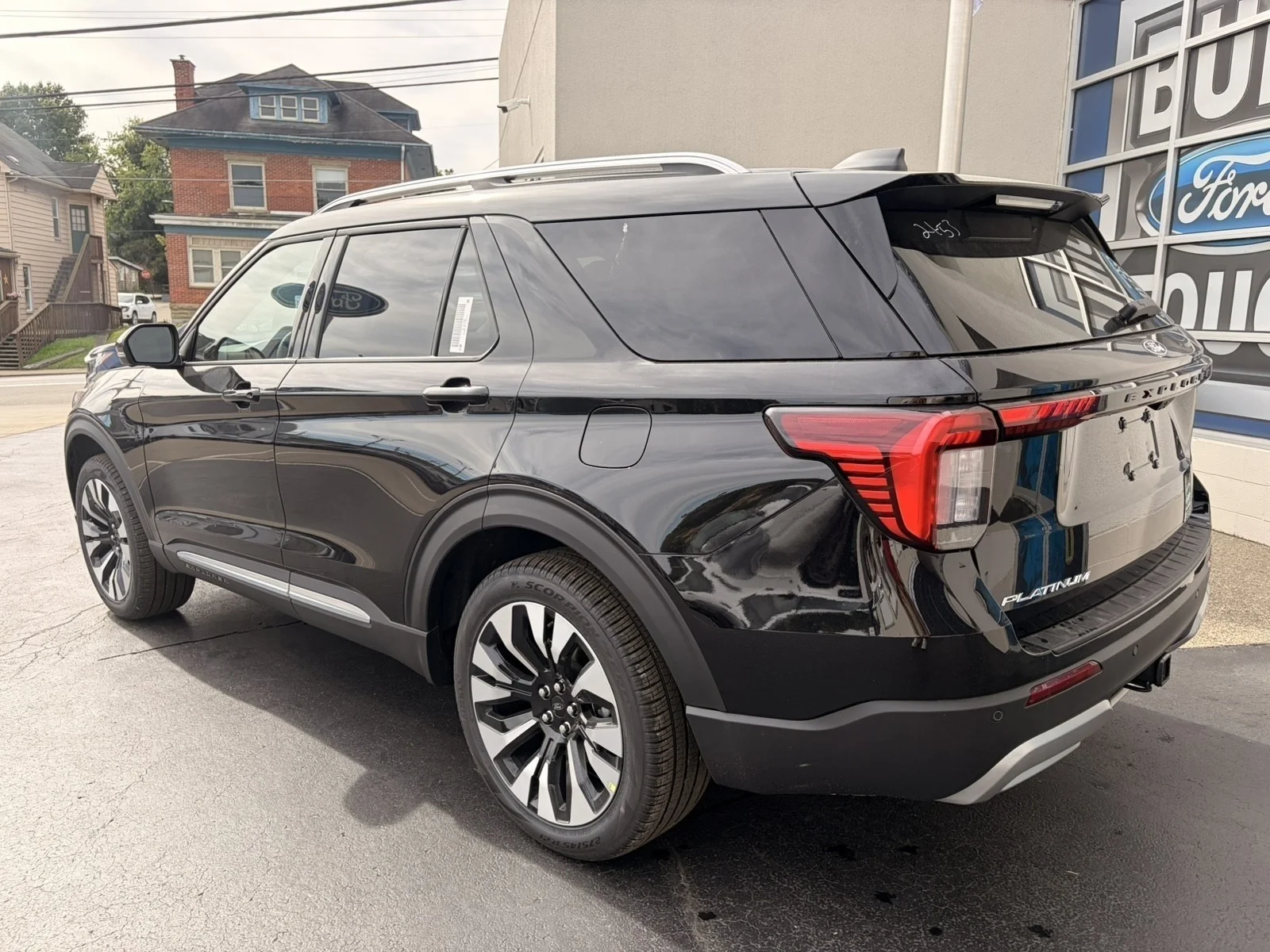 New 2027 Agate Black Metallic Ford Platinum™ image 6