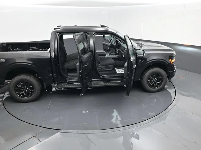 New 2026 Agate Black Metallic Ford XLT image 25