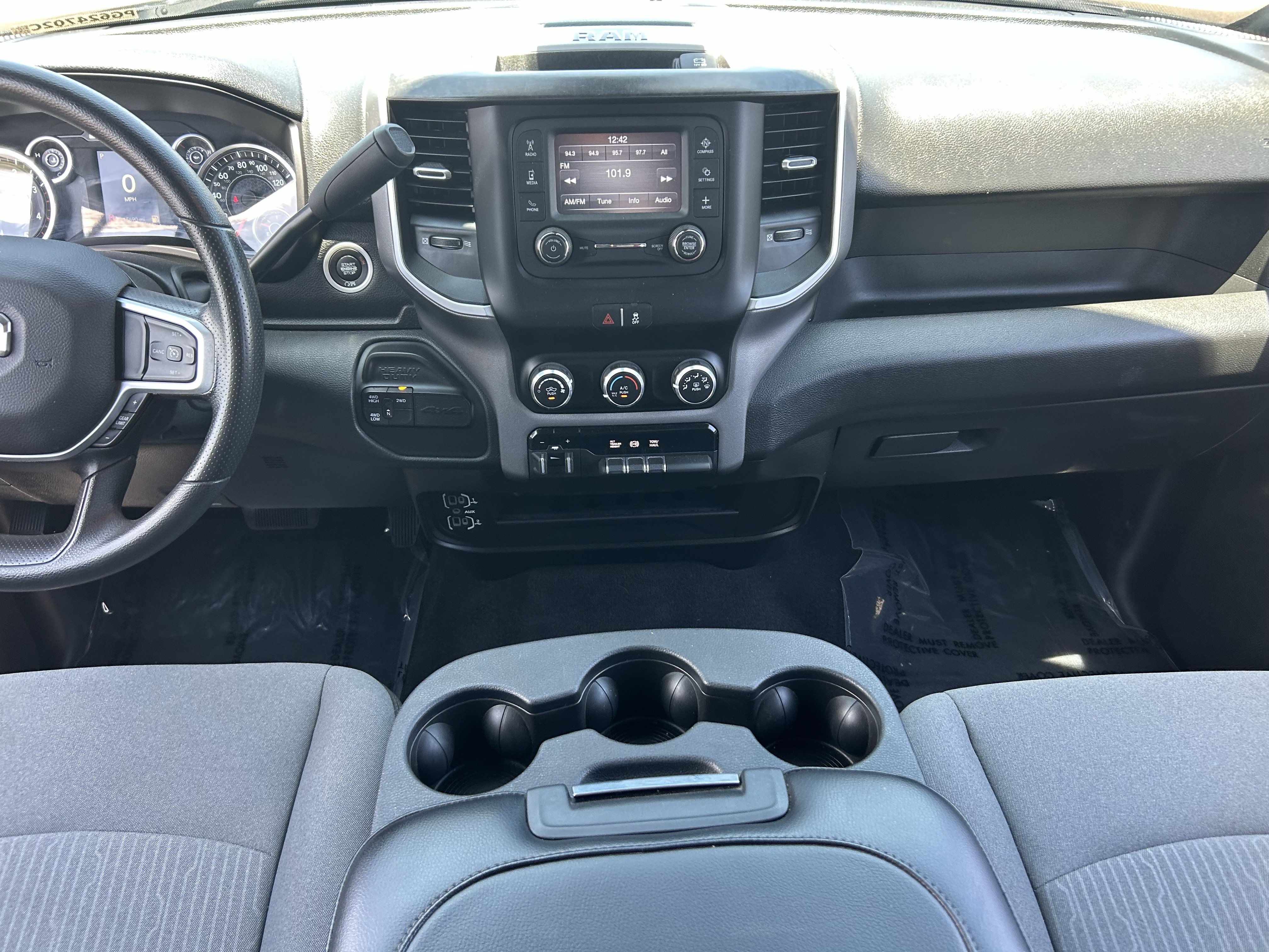 2023 RAM Ram 3500 Pickup Big Horn - Photo 14