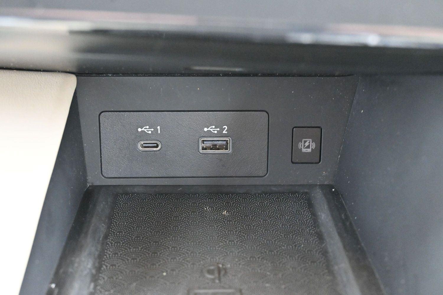 Used 2023 Mineral Black INFINITI PURE image 26